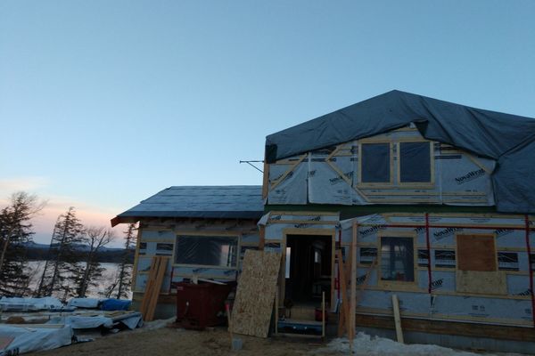 New-Hampshire-Cottage-Canadian-Timberframes-Construction-Wall-Panels