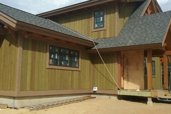New-Hampshire-Cottage-Canadian-Timberframes-Construction-Siding