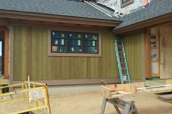 New-Hampshire-Cottage-Canadian-Timberframes-Construction-Exterior-Siding