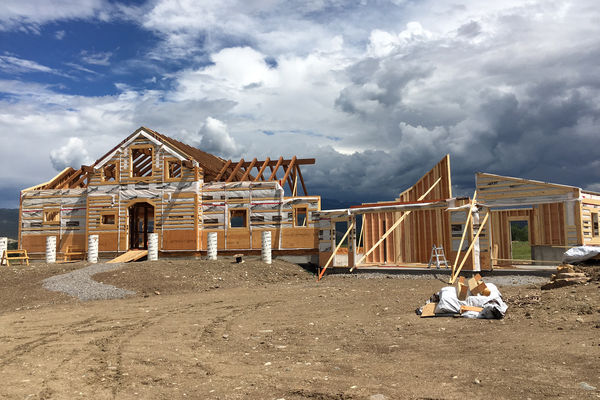 Montrose-Ranch-Colorado-Canadian-Timberframes-Construction-Wall-Panels