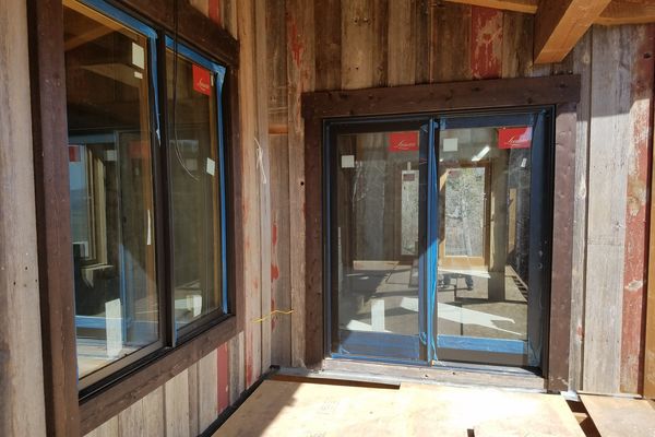 Steamboat-Springs-Colorado-Canadian-Timberframes-Construction-Deck-Windows