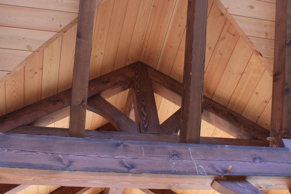 Rocky-Mountain-House-Alberta-Timber-Frame-Construction-Kitchen