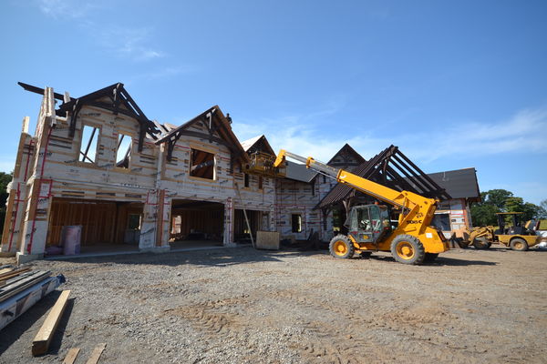 Timber-Creek-Ranch-Canadian-Timberframes-Ontario-Construction-Exterior