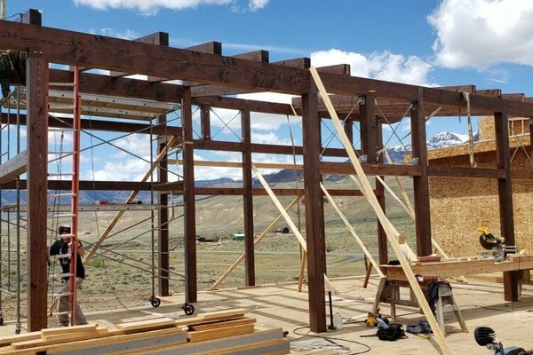 Cody-Wyoming-Canadian-Timberframes-Construction-Exterior