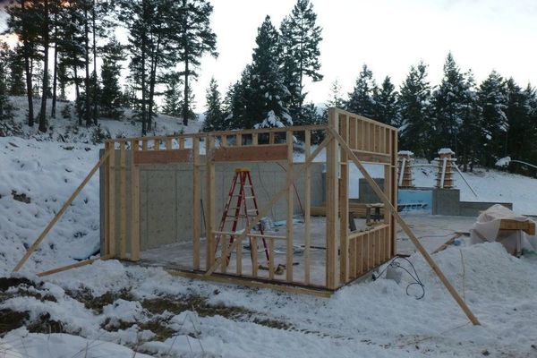 Lake-Koocanusa-Montana-Canadian-Timberframes-Construction