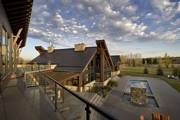 Blue-Stone-Contemporary-Timber-Frame-Alberta-Canadian-Timberframes-Outdoor-Living